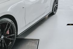 【FUTURE DESIGN 正規品】BMW 4シリーズ G22 M-TECH Mスポーツ サイドスカート スポイラー 本物DryCarbon ドライカーボン エアロ カスタム