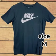 NIKE 黒Tシャツ