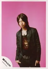 【中古】生写真(ジャニーズ) 関ジャニ∞/大倉忠義/膝上/背景ピンク/両手ポケット/公式生写真