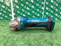 makita(マキタ) 100ｍｍ　14.4v充電式ディスクグラインダ (本体のみ) GA400DZ 　/　 ITNFIEILUCZKのサムネイル