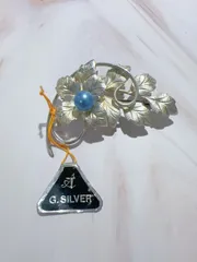G.シルバー ブローチ　花と葉モチーフ　ブルーパール調