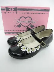 【送料無料】【極美品】Sweet Jelly 21.0cm フォーマルシューズ ストラップ エナメルパンプス かわいい花モチーフ 黒 発表会 結婚式 ■管理番号L28916YER-250526-10（990）