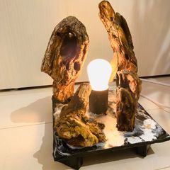 若きウェルテルの悩み　 LED照明　流木アート　インテリア組み合わせ　流木らいと