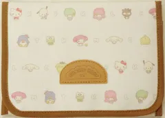 【送料込み♪】クーザ サンリオキャラクター ジャバラスリムマルチケース(母子手帳ケース)