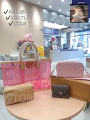 [本日特価] TOP New 2025 高品質3点セット - Lv ピンクジェリーバッグ + ピンクカメラバッグ + 財布 本日限定特別割引！[本日特価|新品未使