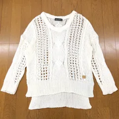 MARY QUANT マリークワント ロゴプレート 麻 リネン混 Vネック サマーニット セーター M 白系 オフホワイト スリット ケーブルニット 日本製 レディース 女性用 婦人