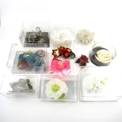 髪飾り・ブローチ・コサージュ 11点セット 未使用有 花モチーフ 和装小物など まとめて 大量 ヘアアクセサリー 箱難有 レディース 【中古】