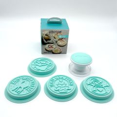 新品☆シリコマート　クリスマスクッキースタンプ4種セット　イタリア製