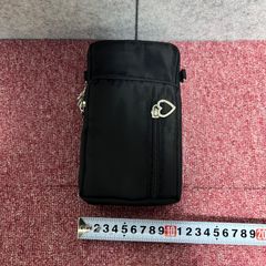 ★777円均一商品★ショルダーポーチ　肩掛け　スマホケース