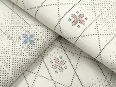 平和屋着物●本場大島紬　白大島　9マルキ　籬花文　正絹　逸品　CAAS9299th