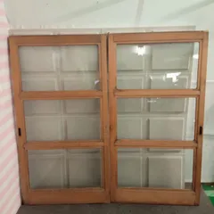 メルカリ便発送★モールガラス★木枠★古材★引き戸★昭和レトロ★ ブィンテージ★ 2026年最新】昭和 ガラス戸の人気アイテム - メルカリ