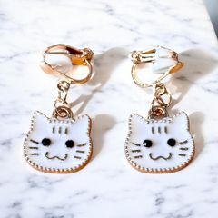 白猫 イヤリング ネコ 猫 キャット アニマル イヤークリップ アニマル ペット