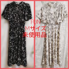【新品未使用品】ファンFUN Mサイズ花柄フレアスリーブ ロングワンピース 白 黒2枚セット！