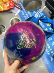 ロトグリップ　アテンションX ボウリング ボール 中古 スムーズにキレのある立ち上がり！ロトグリップ アテンション