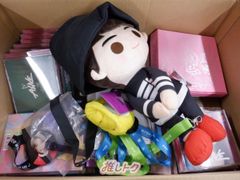 【訳あり】 ■ アイドル 箱入りグッズセット