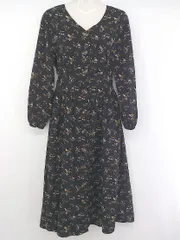 ◇ w closet ダブルクローゼット 花柄 Vネック 長袖 膝下丈 ワンピース サイズM ブラック ホワイト マルチ レディース P  【中古】 【1211070009841】のサムネイル