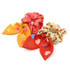 正規品　新品　ルイヴィトン　シュシュ　ゲームオン LOUIS VUITTON】ルイヴィトン『ゲーム・オン・シュシュ