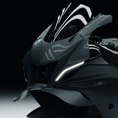ヤマハ YZF-R1/M新型 カーボン スポイラーウィング GPウィング - メルカリ