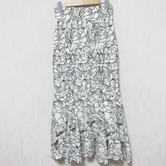 美品 23SS SNIDEL スナイデル バックレースアップ ロング丈 カッティングレースマーメイドスカート SWFS231057 0 ホワイト×ブラック レディース 古着 中古 USED