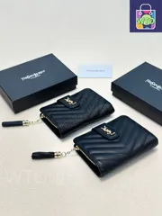 【今日特価】YSL サンローラン ショート三折財布 優れた皮革質感を持ち、実用的な内部設計でファッション性に富む