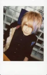 【中古】生写真(男性) UNiTE.(ユナイト)/結/上半身・衣装黒.ベージュ・両手下/生チェキ