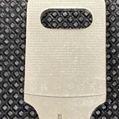 オフィス家具　鍵　中古　オカムラ　OK8235　書庫　ロッカー　デスク　メーカー純正