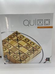 【新品未開封】ギガミック Gigamic クイキシオ [日本語訳付き] [正規輸入品] ボードゲーム　知育玩具