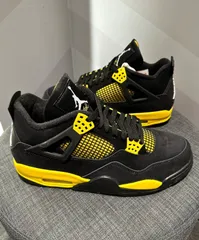 2024年最新】air jordan4 thunderの人気アイテム - メルカリ