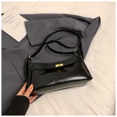 斜め掛け バッグ レディース  トレンド ヴィンテージ オイル ワックス レザー ショルダーバッグ コンパクト おしゃれ 包み込み バッグ M250310-1445