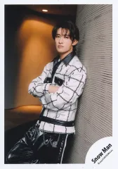 【中古】生写真(STARTO) Snow Man/向井康二/膝上/シングル「BREAKOUT / 君は僕のもの」MV＆ジャケ写オフショット/公式生写真