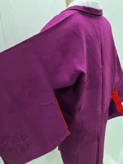 ≪花ラブリ≫HOR925PU　羽織単品　リユース　リサイクル　紫　パープル　赤　レッド　地模様　花　扇型？　和装　和柄　和風　和服