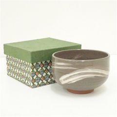 刷毛目 抹茶茶碗 茶道具 在銘あり 共箱付き - メルカリ