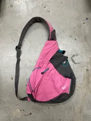 90s NIKE ナイキ　ワンショルダーバック　y2k ピンク　刺繍　ショルダーバック　テック