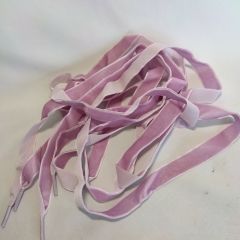 靴ひも　リボン　ベロア　ラベンダー色　幅1.5ｃｍ　180ｃｍ、２本組