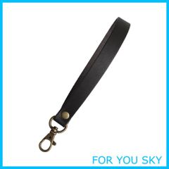 【特価商品】日本紐釦貿易(Nippon Chuko) クラッチバッグ用本革持ち手 巾15mm 長さ19cm 黒 MAW28-B 手芸用品 バッグ材料 持ち手