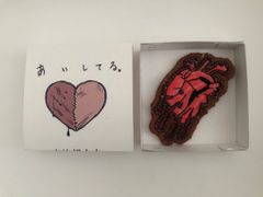 オリジナル刺繍ブローチ