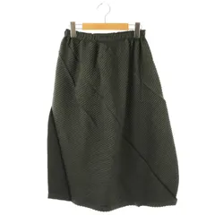 ⭐️最終価格⭐️イッセイミヤケスカート極美品❣️ ISSEY MIYAKE（スカート）のフリマアイテム一覧