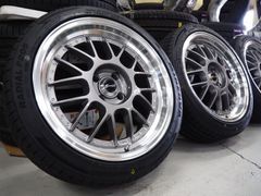 メッシュ シルバーポリッシュ 195/45R16 6J+43 コンパクトカー メッシュ シルバーポリッシュ 195/45R16 6J+43 コンパクトカー - メルカリ