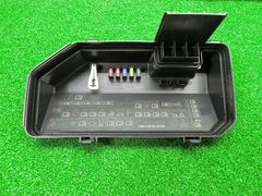 [K8806] ステップワゴン RK1 後期 ヒューズボックス カバー フタ