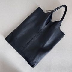未着用 名作 vida BANANA REPUBLIC 最高級 レザー イタリア - メルカリ