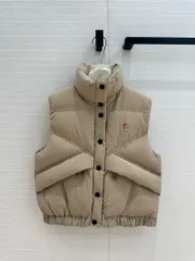 MONCLER  ベージュ ダウンベスト｜本日限定特価｜新品未使用
