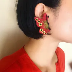 蝶々のワッペンピアス【片耳】