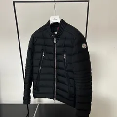 2025年最新】moncler amiotの人気アイテム - メルカリ