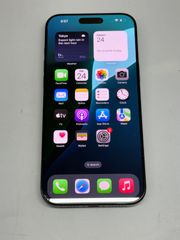 中古非常に良い一部ジャンク液晶割れ国内アップルストア版　iPhone 16 pro Max 256GB Sim Free ブルー　バッテリー100％充電回数81回のみ