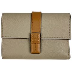 安いロエベ 三つ折り財布の通販商品を比較 | ショッピング情報のオーク