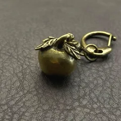 真鍮 キーホルダー キーリング ヴィンテージ ビンテージ アンティーク レトロ 真鍮製 金運 ペンダントトップ 置物 チャーム 林檎 りんご apple 140