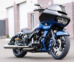 Khrome Werks クローム ワークス 2-INTO-2 クロスオーバーヘッダー M8 ツーリングモデル用 ブラッククローム 丨1800-2177