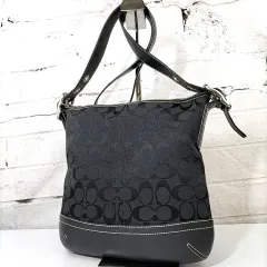 E Φ 【 COACH 】 コーチ シグネチャー 総柄 ソーホー 一部 レザー ショルダー / クロスボディ バッグ 斜め掛け 婦人鞄 ブラック 黒系