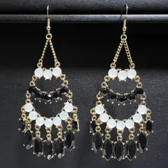 [100mm〜] ブラック×透け感ホワイトのエスニックピアス シャンデリア ボヘミアン Boho ジプシー ダンス 映画 劇団 パーティ BO-019