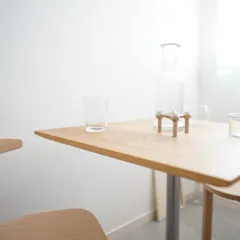 60cm×60cm オーク 無垢材 丸テーブル ダイニングテーブル カフェテーブル【短納期】